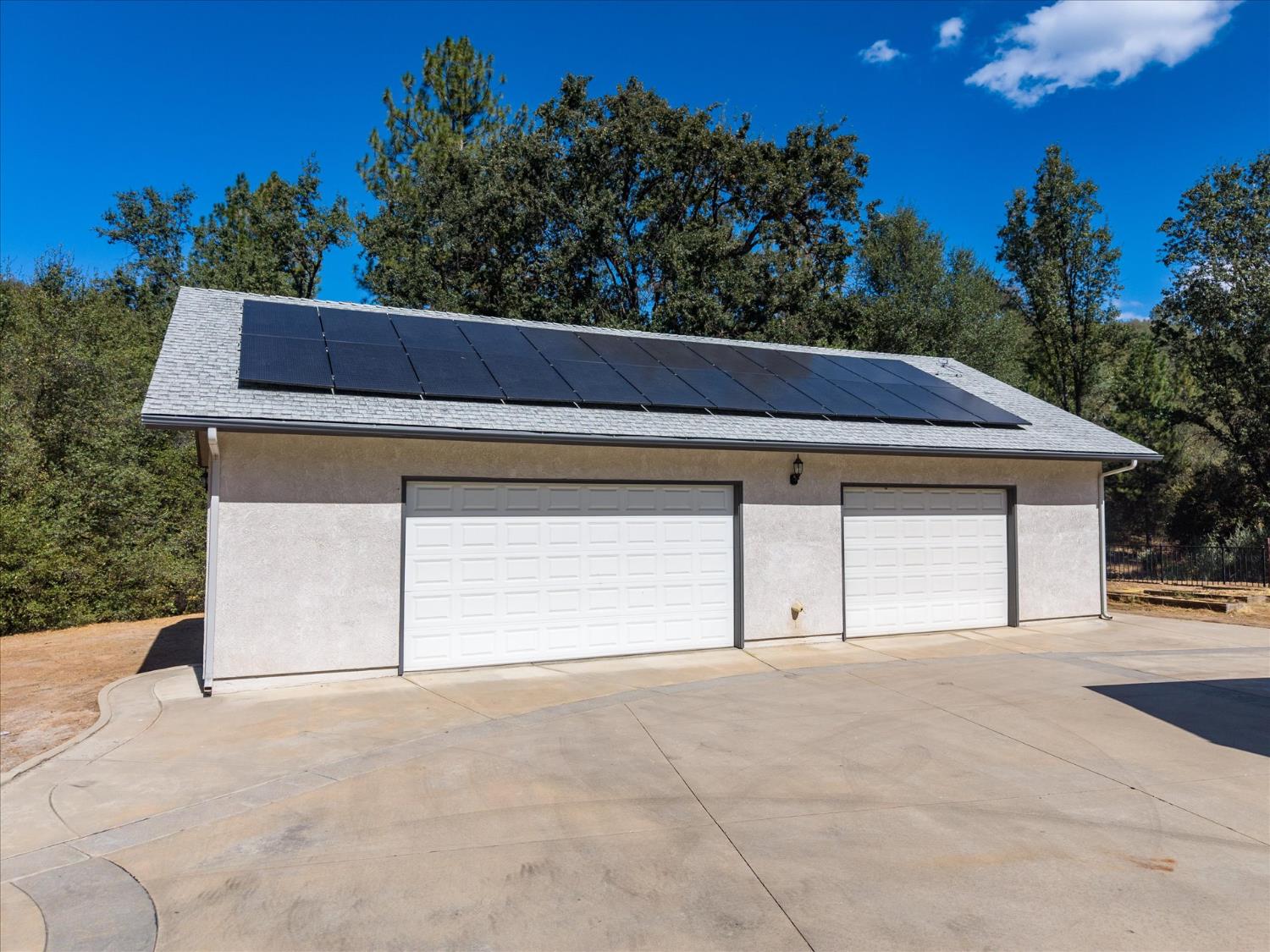 41741 Loch Lomd Ln, Oakhurst, CA 93644