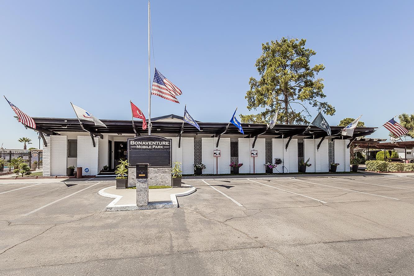 1724 Minnewawa Ave #155, Clovis, CA 93612