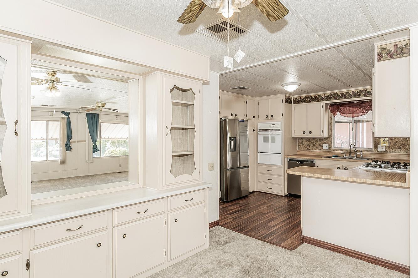 1724 Minnewawa Ave #155, Clovis, CA 93612