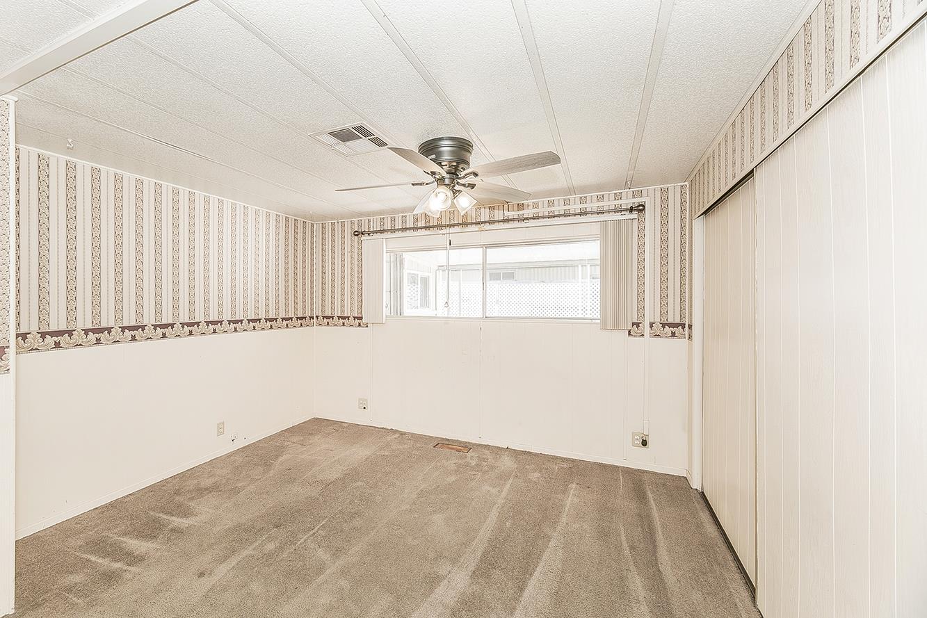 1724 Minnewawa Ave #155, Clovis, CA 93612