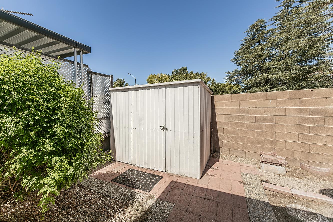 1724 Minnewawa Ave #155, Clovis, CA 93612
