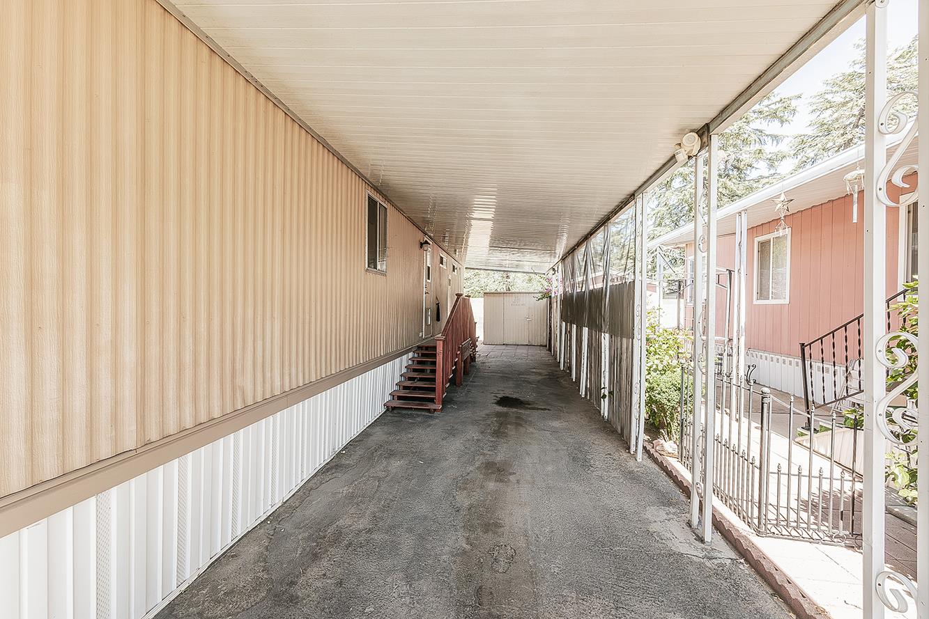 1724 Minnewawa Ave #155, Clovis, CA 93612