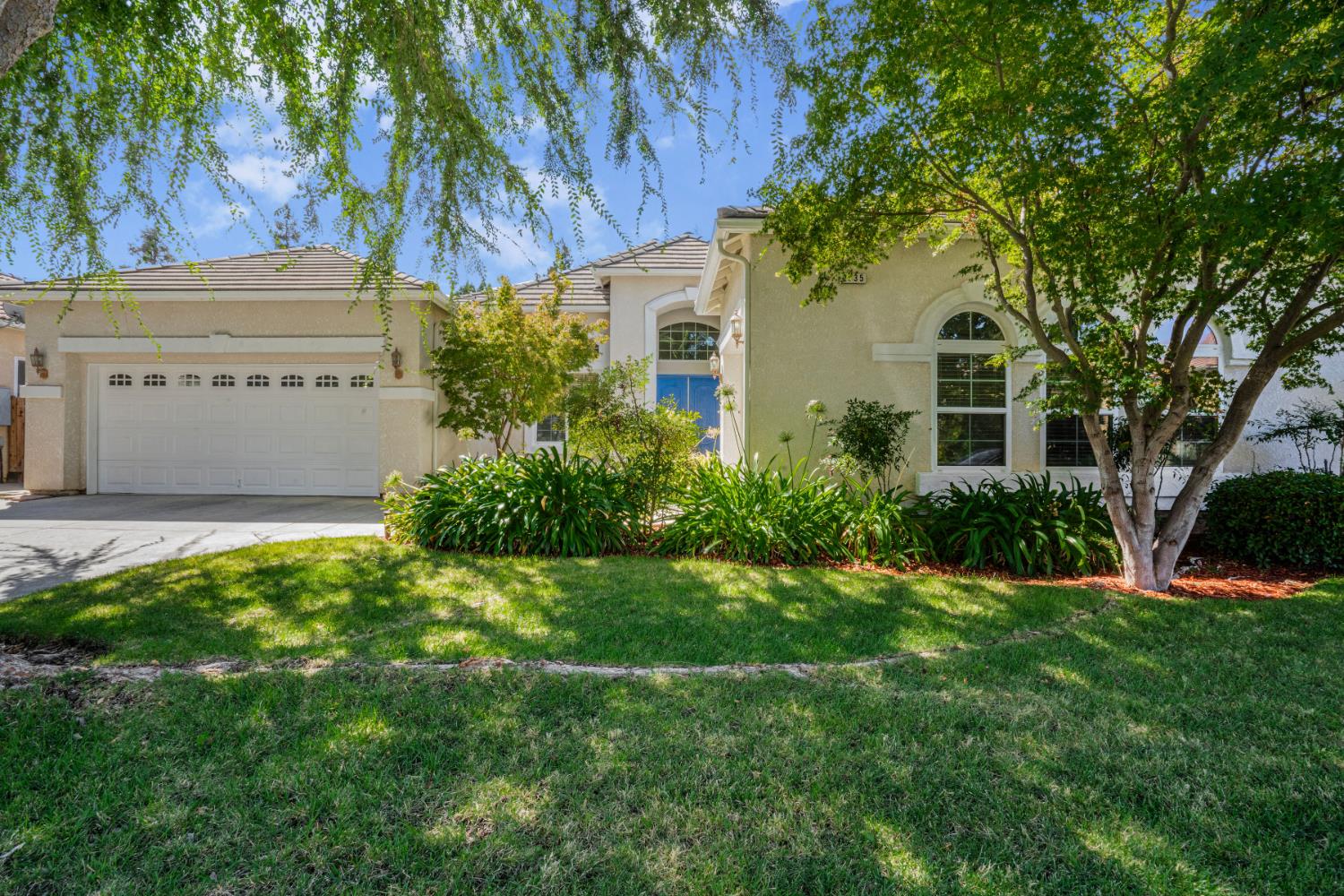 2935 E Omaha Ave, Fresno, CA 93720