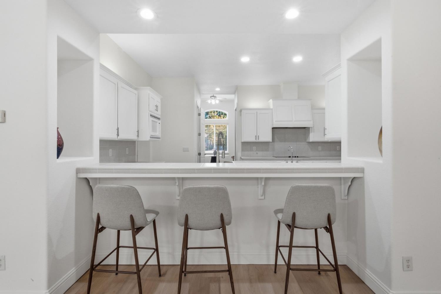 2935 E Omaha Ave, Fresno, CA 93720