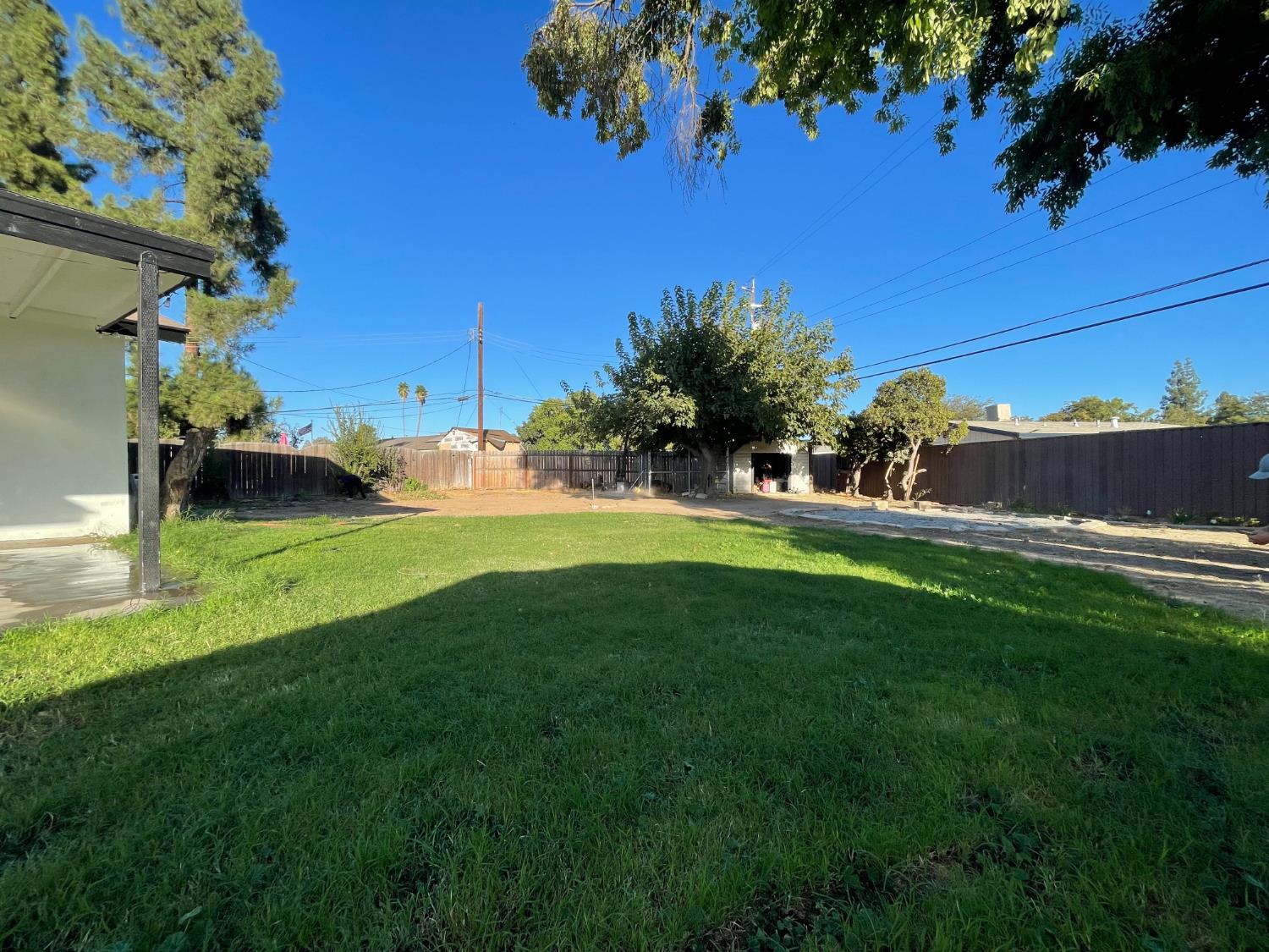 3085 W Sussex Way, Fresno, CA 93722