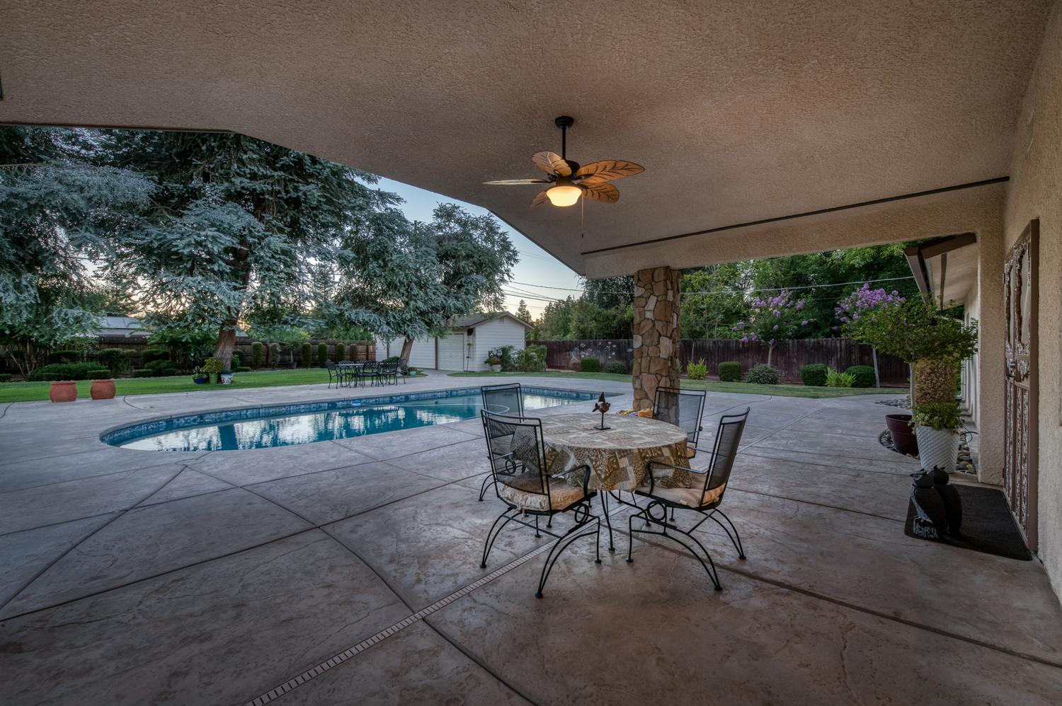 10270 Lanes Bridge Dr, Madera, CA 93636