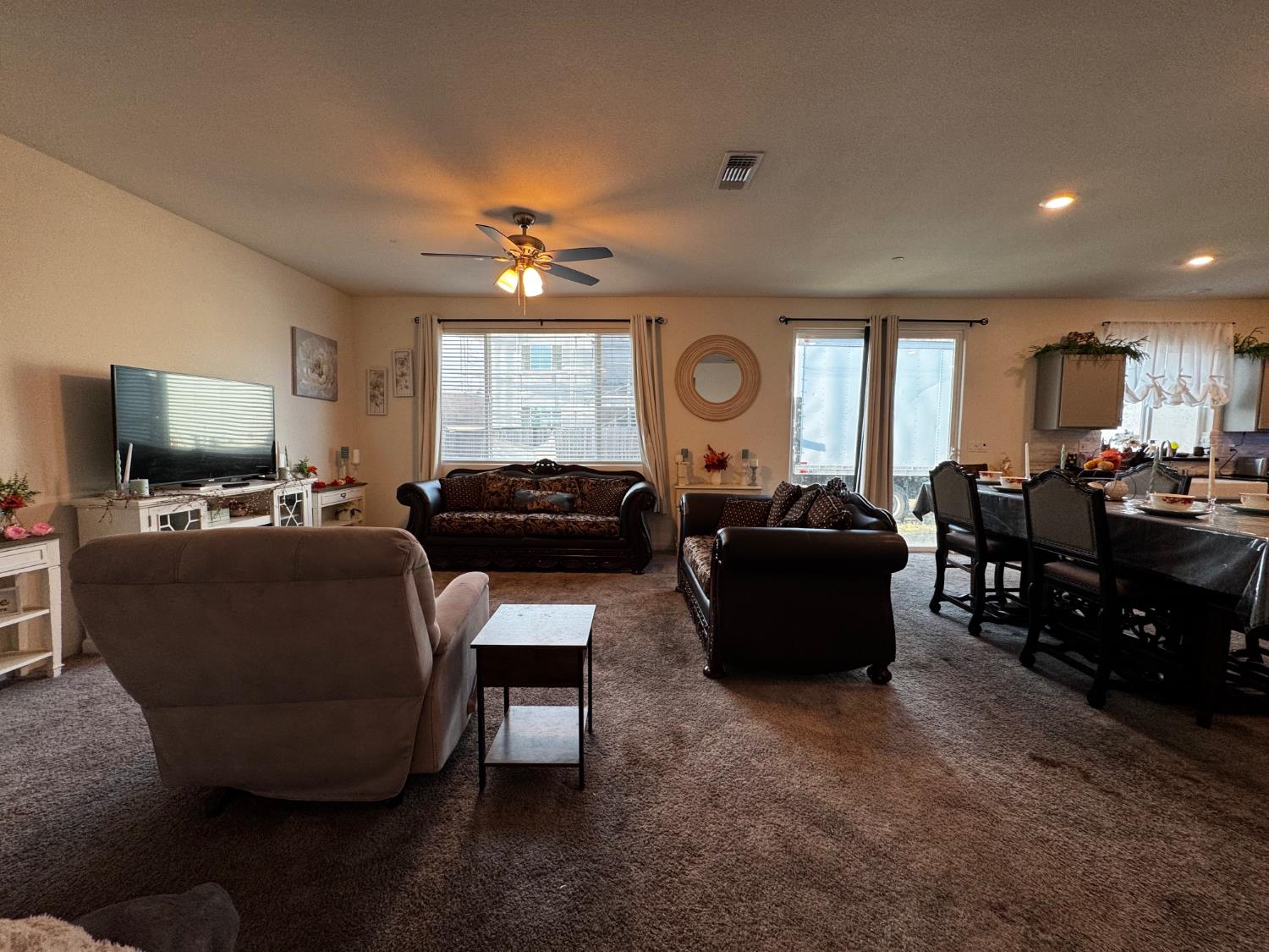806 E Curtis Ave, Fowler, CA 93625
