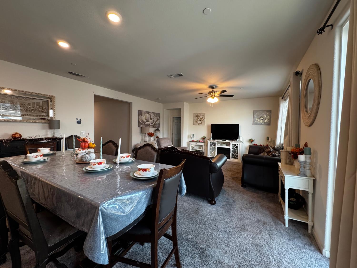 806 E Curtis Ave, Fowler, CA 93625