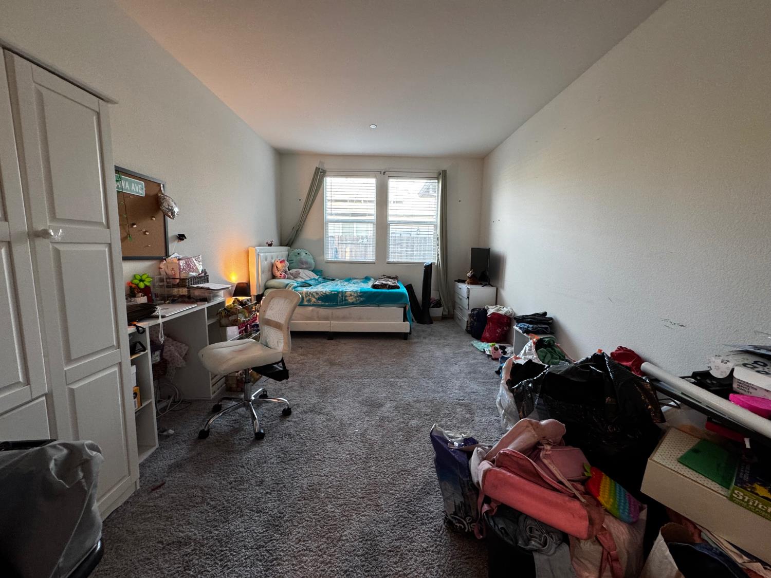 806 E Curtis Ave, Fowler, CA 93625