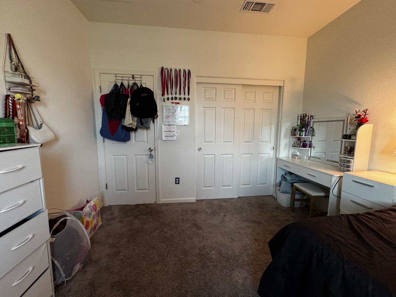 806 E Curtis Ave, Fowler, CA 93625