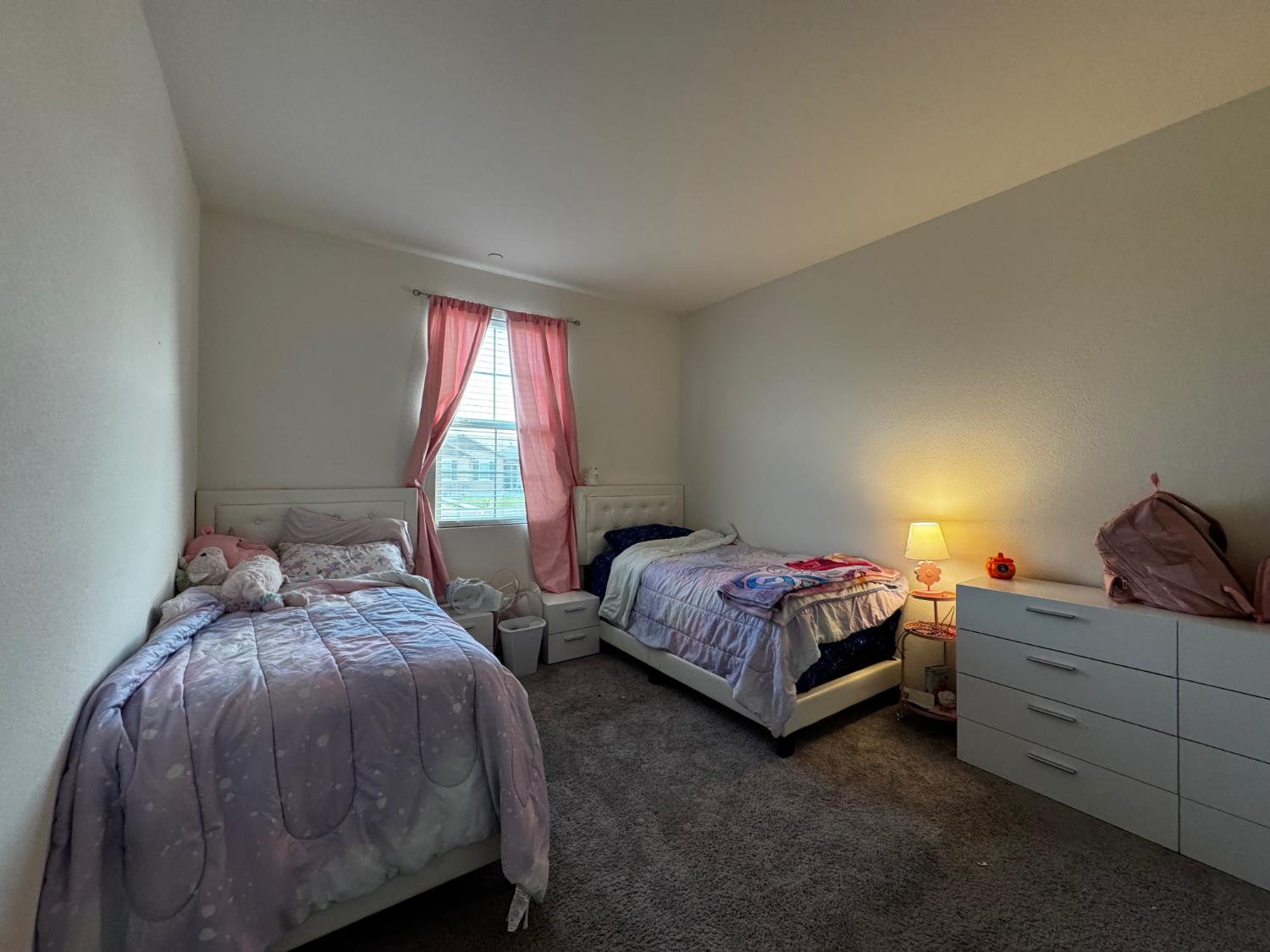 806 E Curtis Ave, Fowler, CA 93625