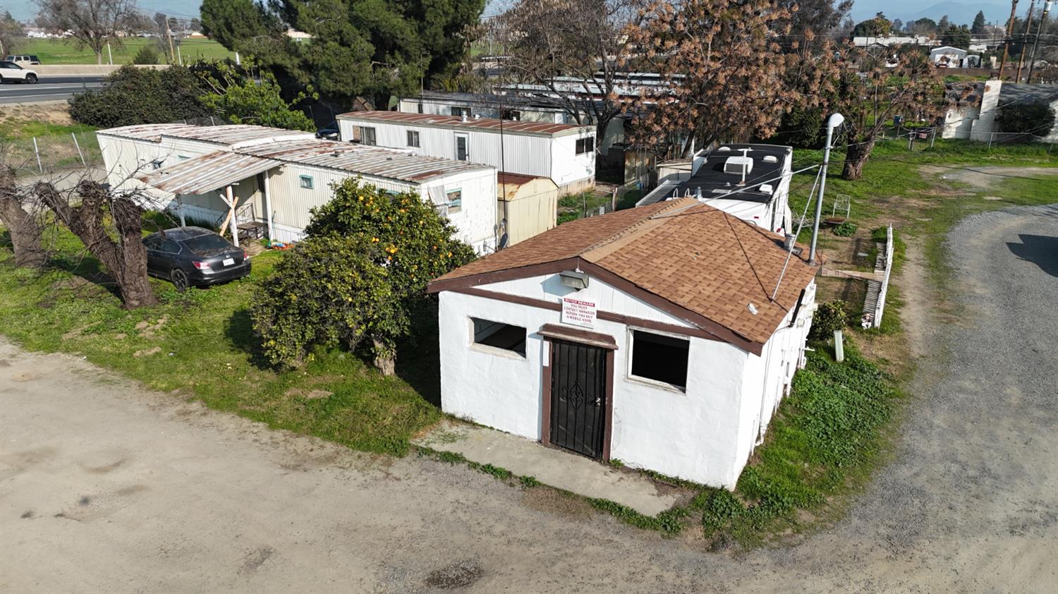 815 S Indiana St, Porterville, CA 93257