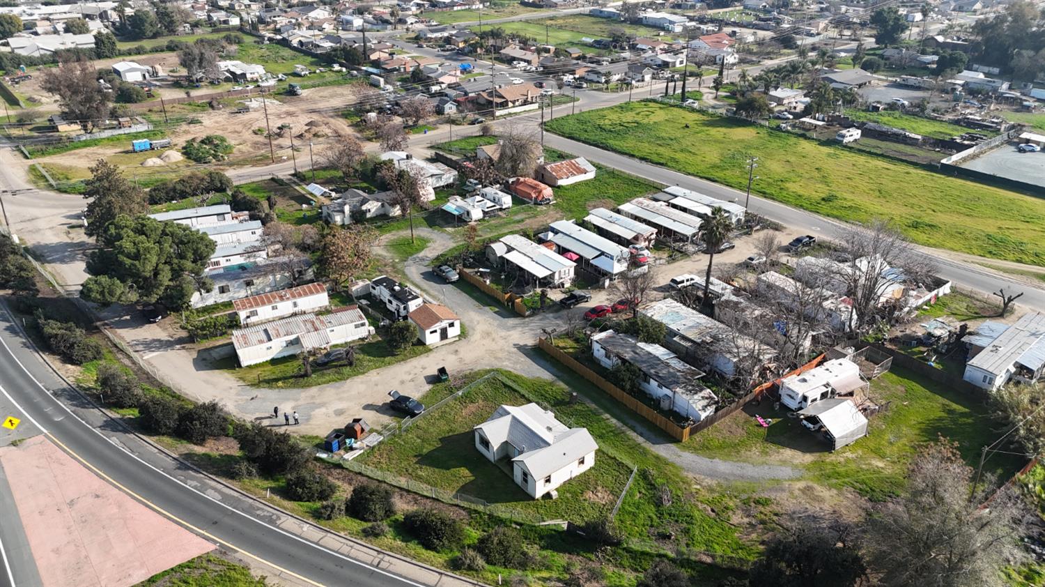 815 S Indiana St, Porterville, CA 93257