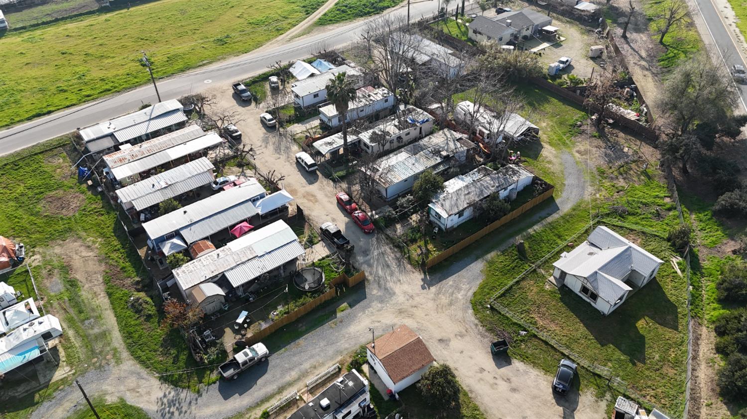 815 S Indiana St, Porterville, CA 93257