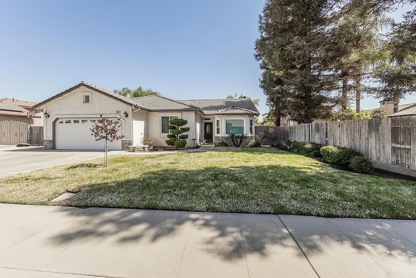 3704 Bryan St, Selma, CA 93662