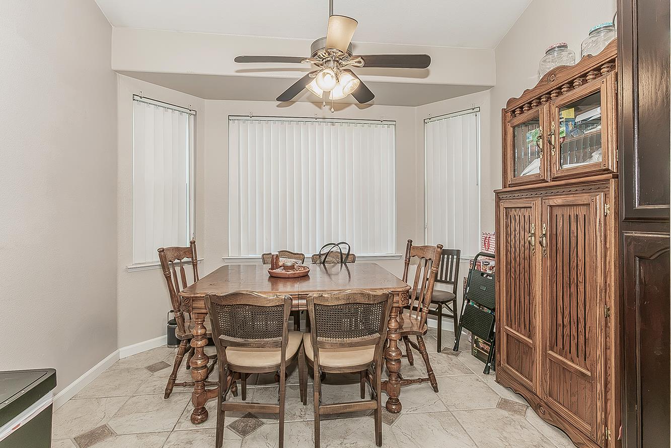 3704 Bryan St, Selma, CA 93662