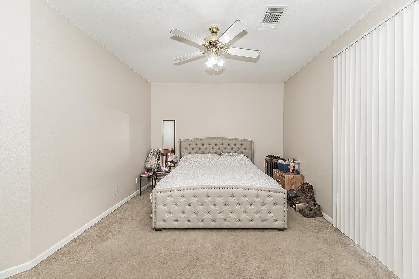 3704 Bryan St, Selma, CA 93662
