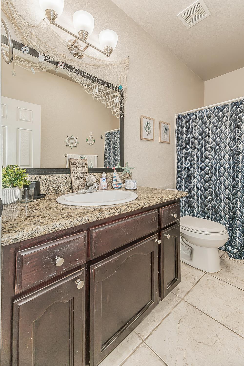 3704 Bryan St, Selma, CA 93662
