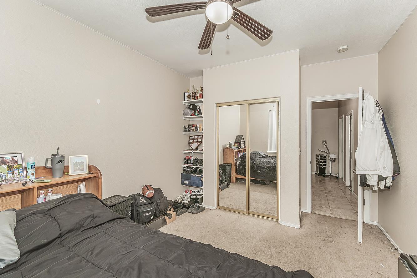 3704 Bryan St, Selma, CA 93662