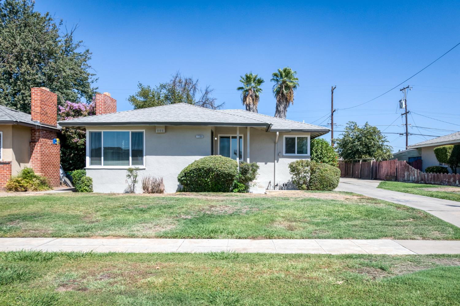 1506 W University Ave, Fresno, CA 93705