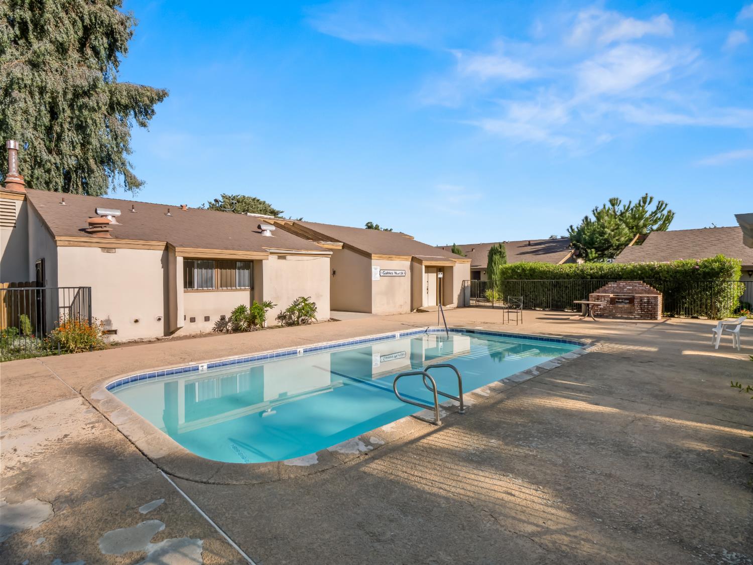 4654 N Chestnut Ave #135, Fresno, CA 93726