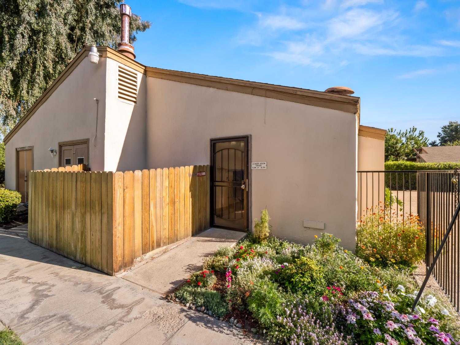 4654 N Chestnut Ave #135, Fresno, CA 93726