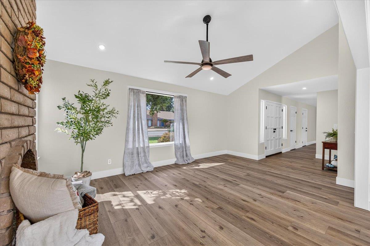 3208 E Palo Alto Ave, Fresno, CA 93710