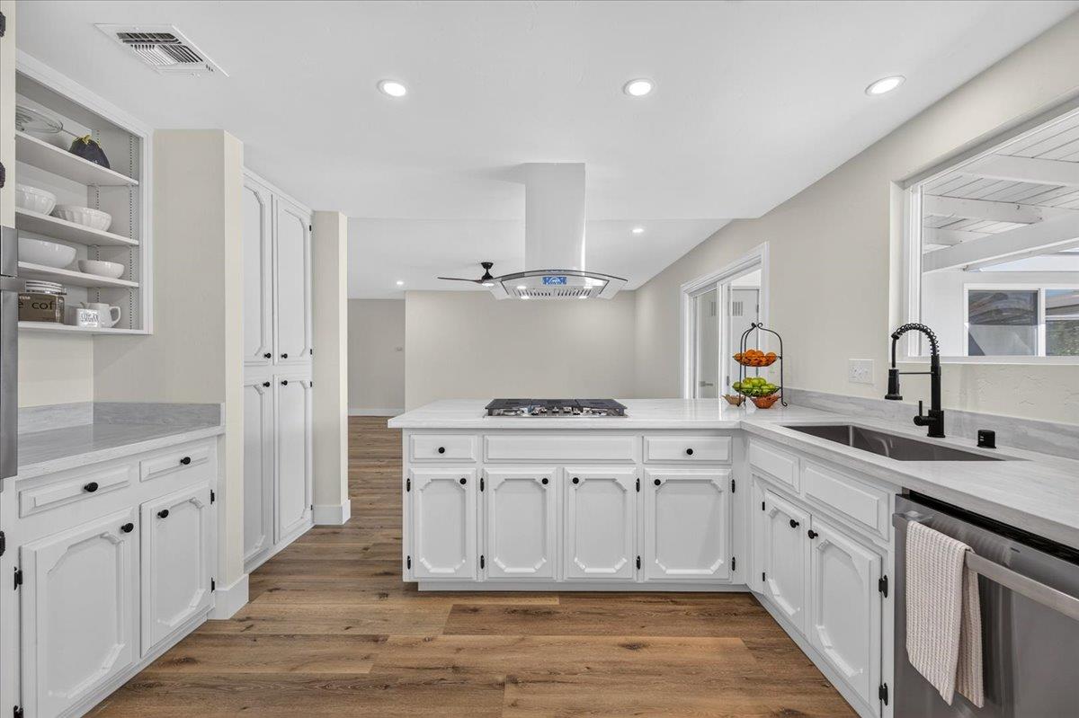 3208 E Palo Alto Ave, Fresno, CA 93710