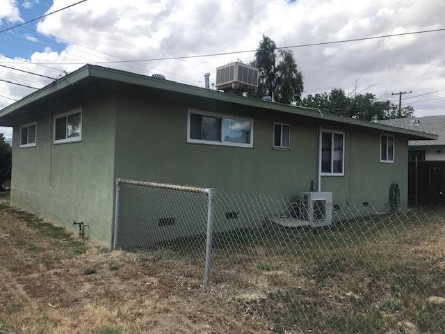 235 Buchanan St, Coalinga, CA 93210
