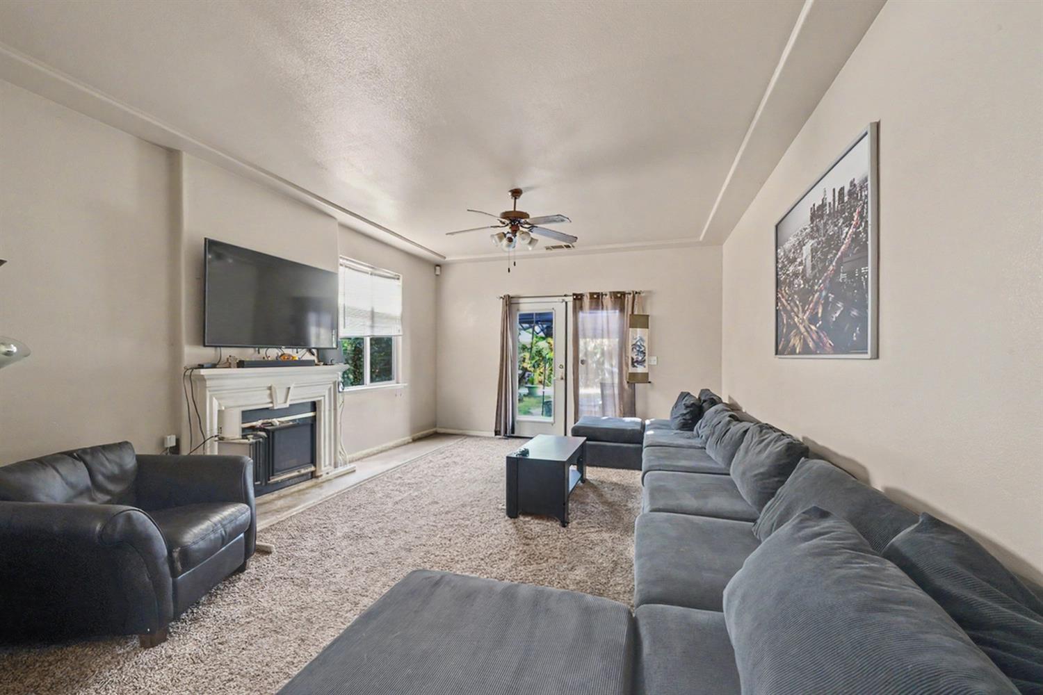 755 E Cornell Ave, Fresno, CA 93704