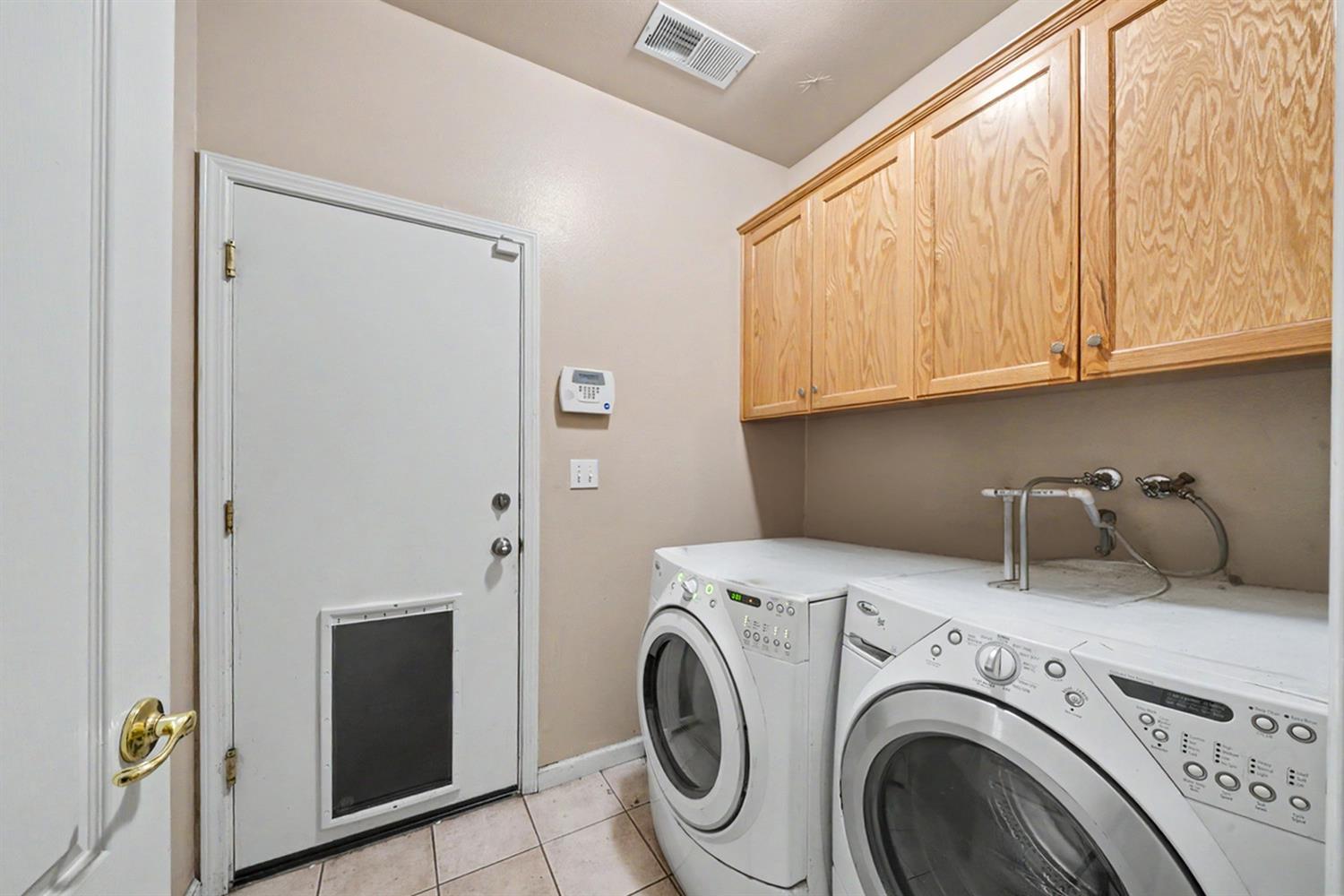 755 E Cornell Ave, Fresno, CA 93704