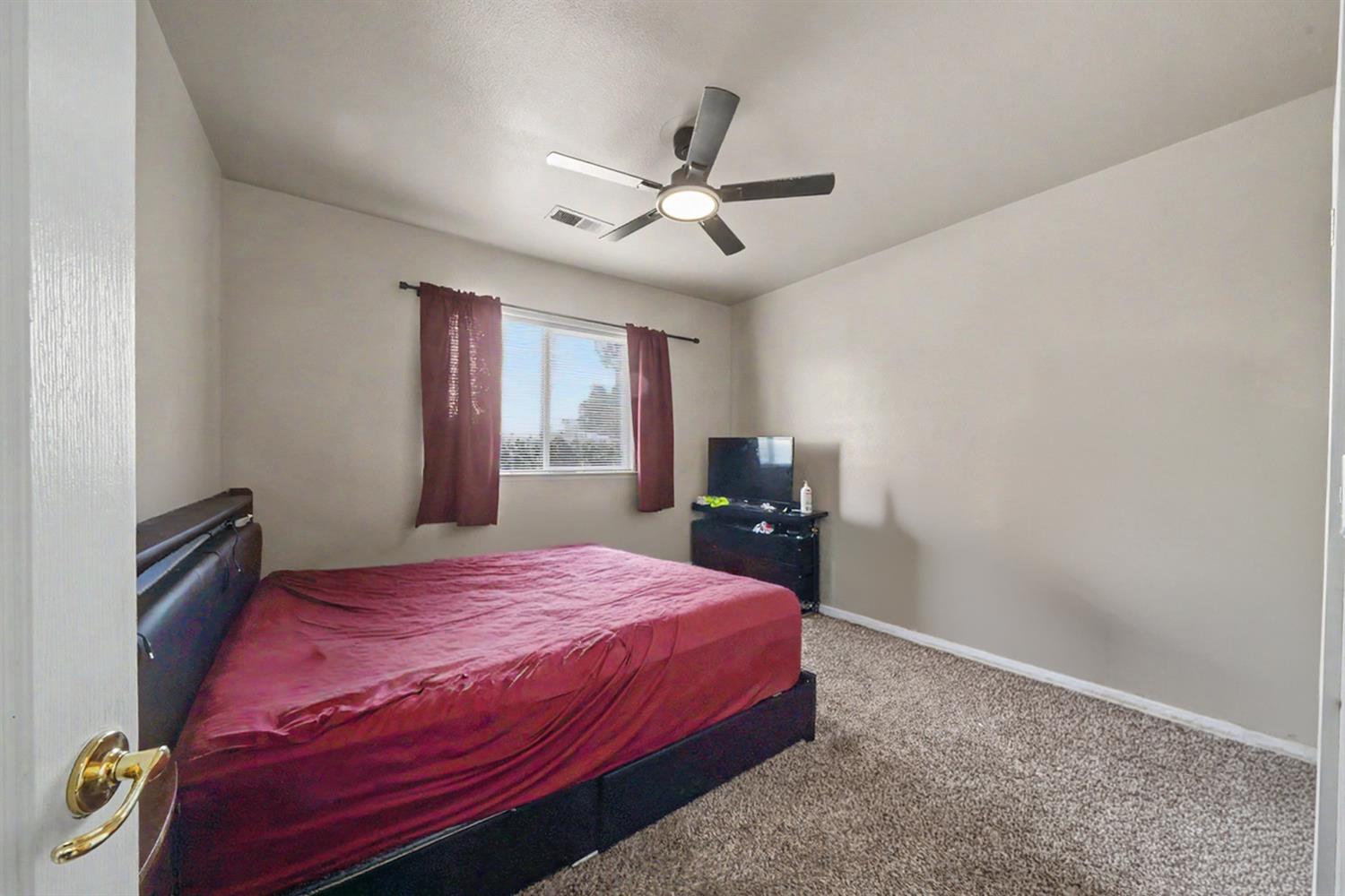 755 E Cornell Ave, Fresno, CA 93704