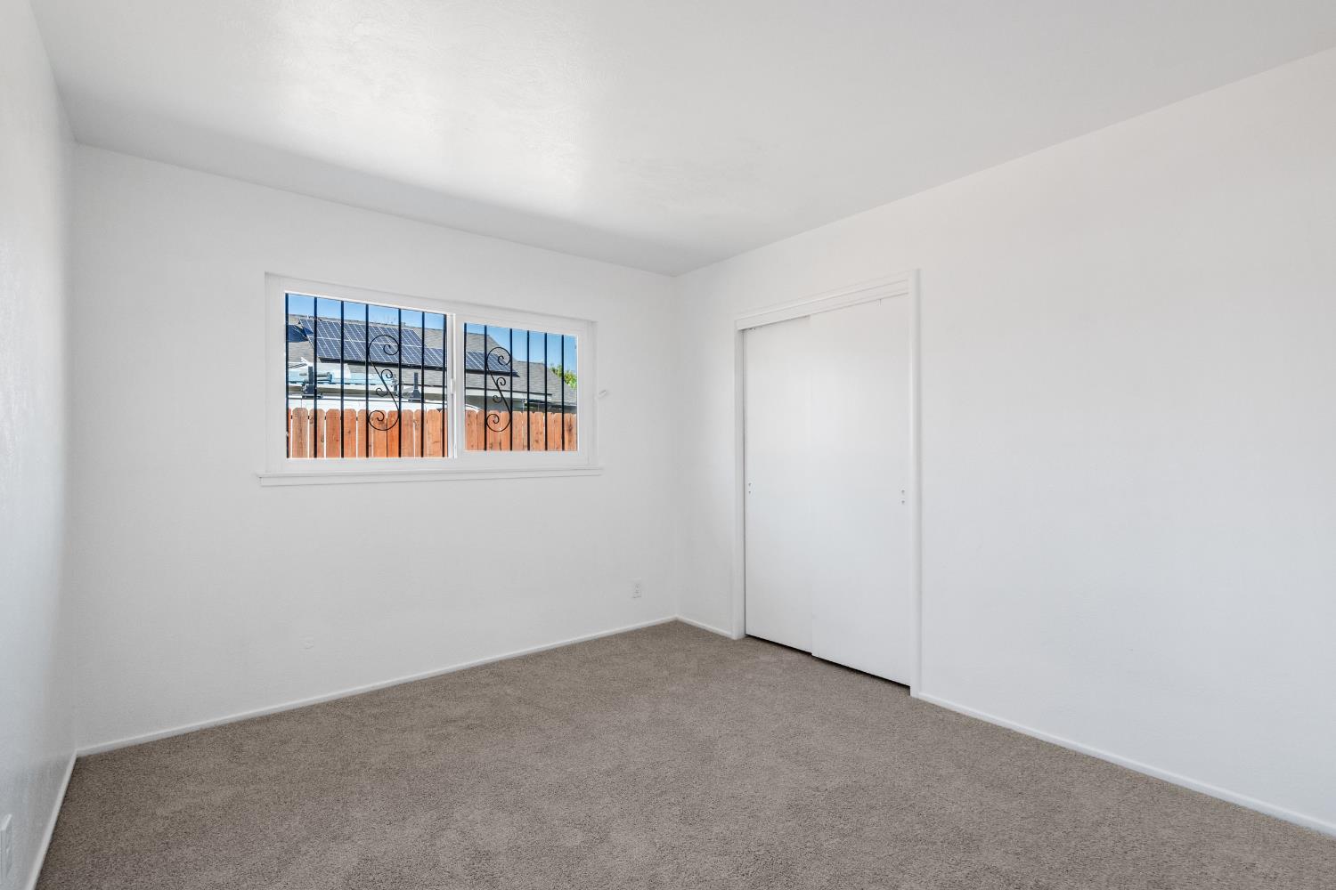 4584 E Tulare St, Fresno, CA 93702