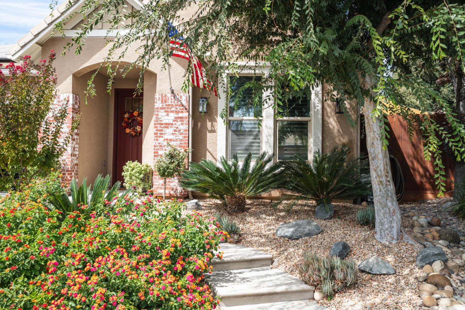 11375 N Via Ventana Way, Fresno, CA 93730