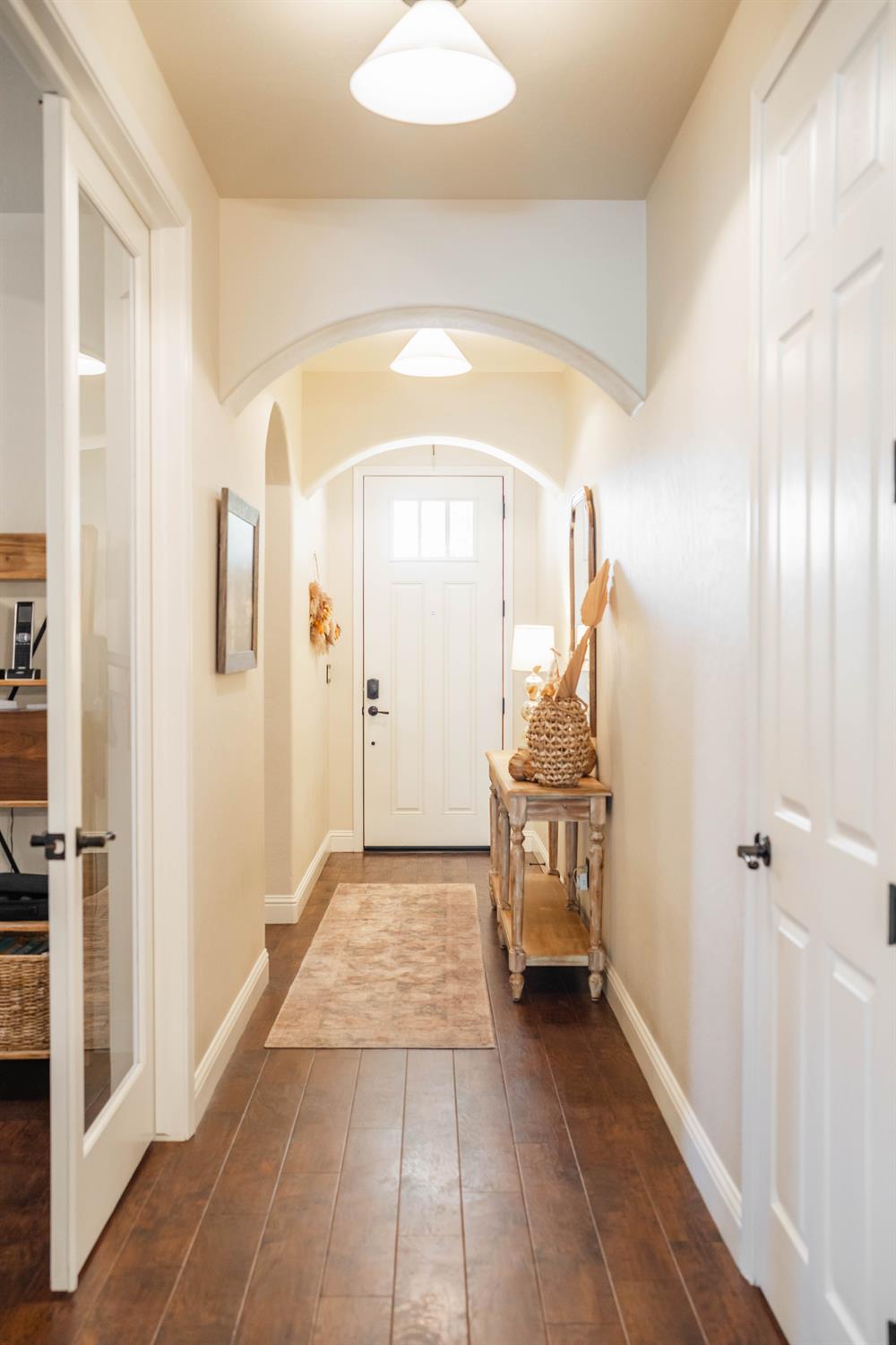 11375 N Via Ventana Way, Fresno, CA 93730