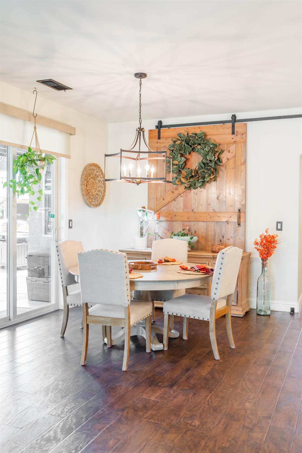 11375 N Via Ventana Way, Fresno, CA 93730