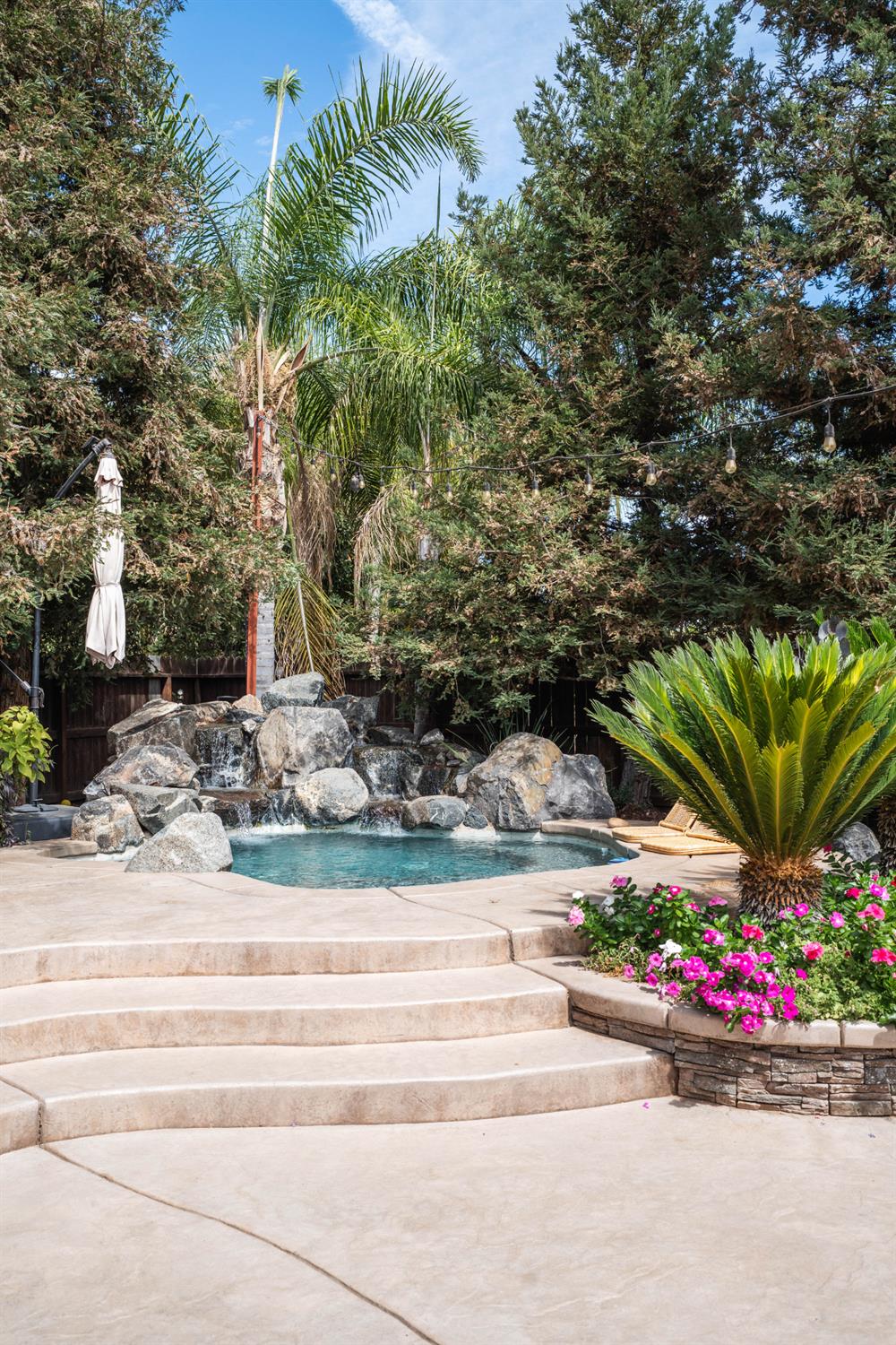 11375 N Via Ventana Way, Fresno, CA 93730