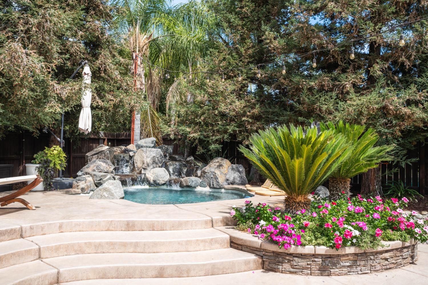 11375 N Via Ventana Way, Fresno, CA 93730