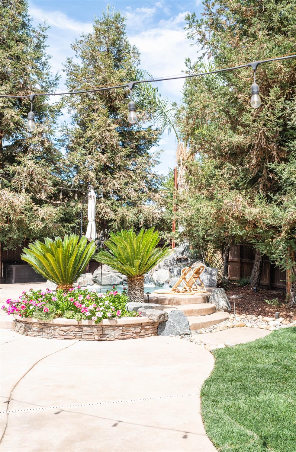 11375 N Via Ventana Way, Fresno, CA 93730