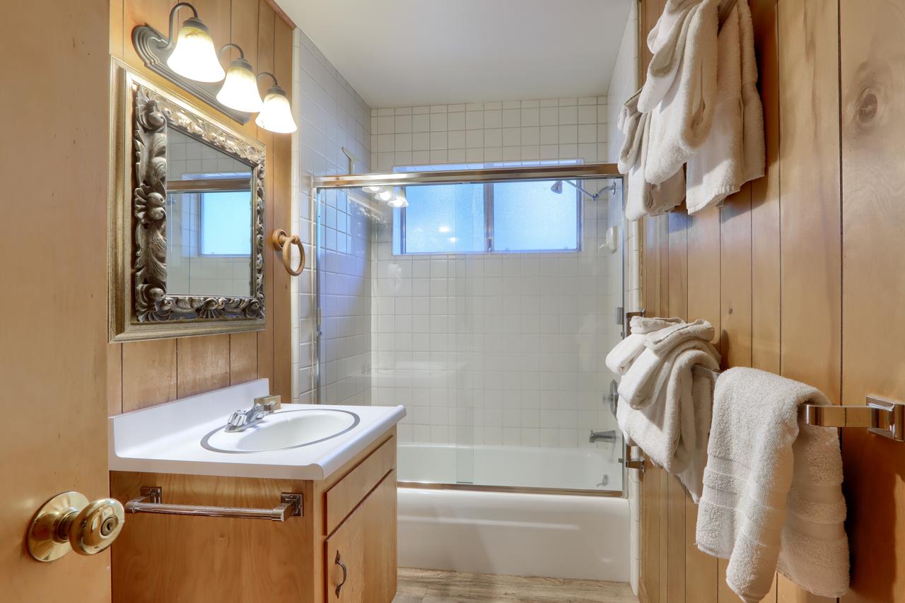 8067 Chilnualna Falls Rd, Wawona, CA 95389