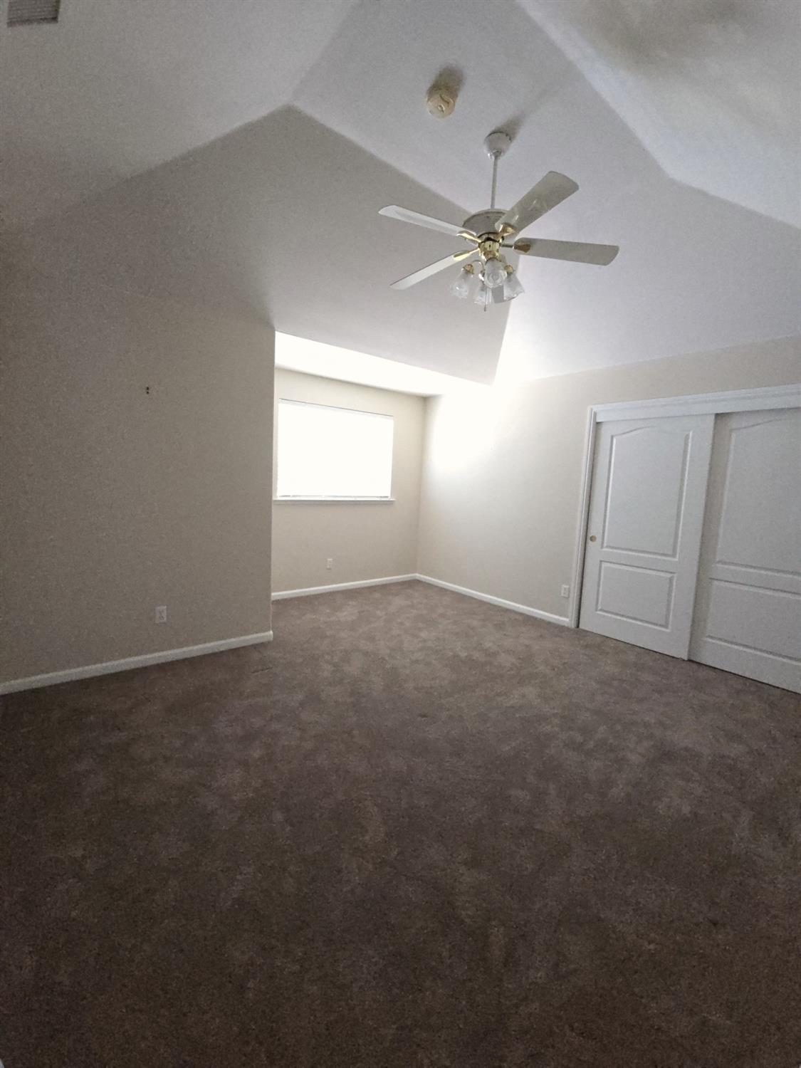 2237 Dawson Cove Ln S, Clovis, CA 93611