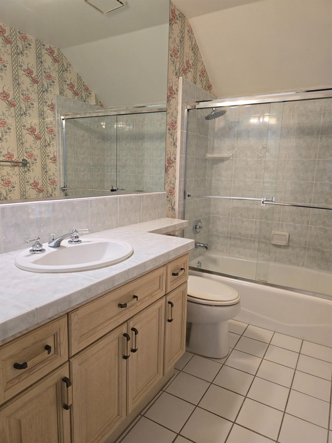 2237 Dawson Cove Ln S, Clovis, CA 93611