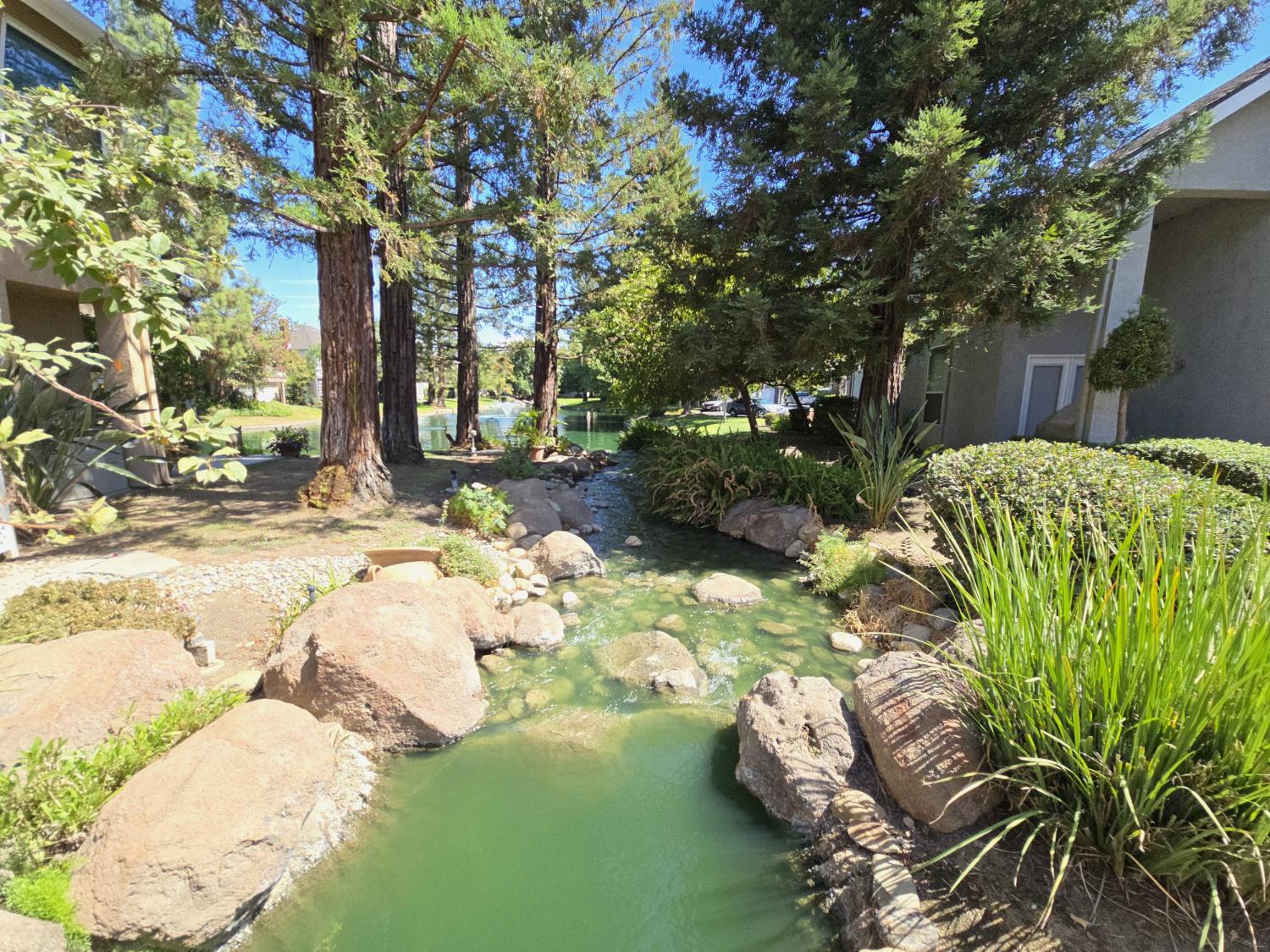 2237 Dawson Cove Ln S, Clovis, CA 93611