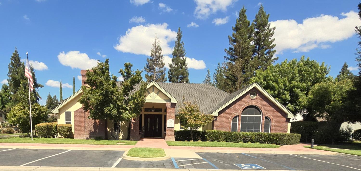 2237 Dawson Cove Ln S, Clovis, CA 93611