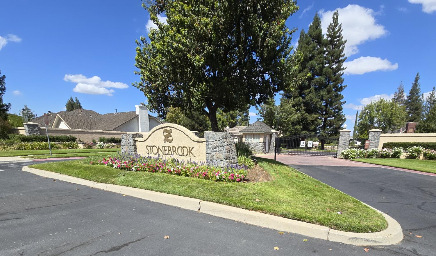 2237 Dawson Cove Ln S, Clovis, CA 93611
