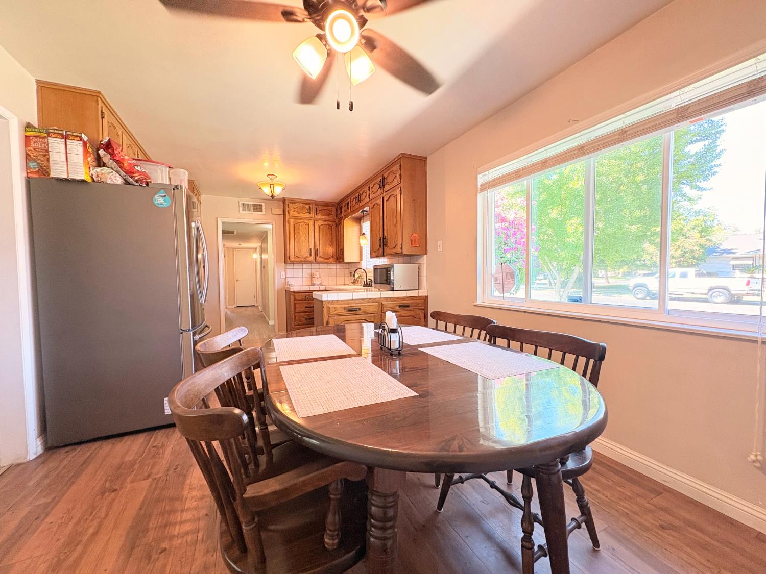 683 E Browning, Fresno, CA 93710