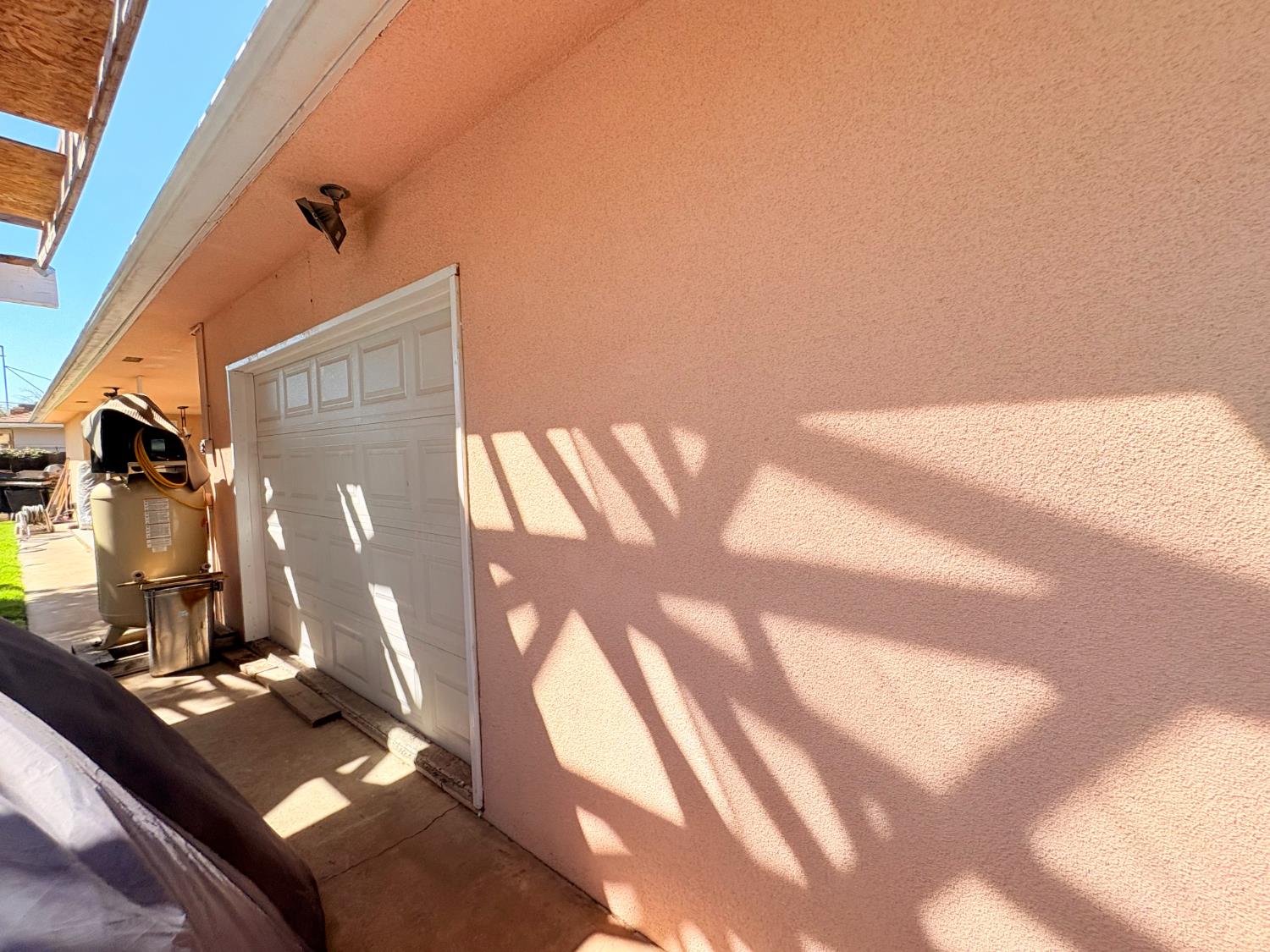 683 E Browning, Fresno, CA 93710
