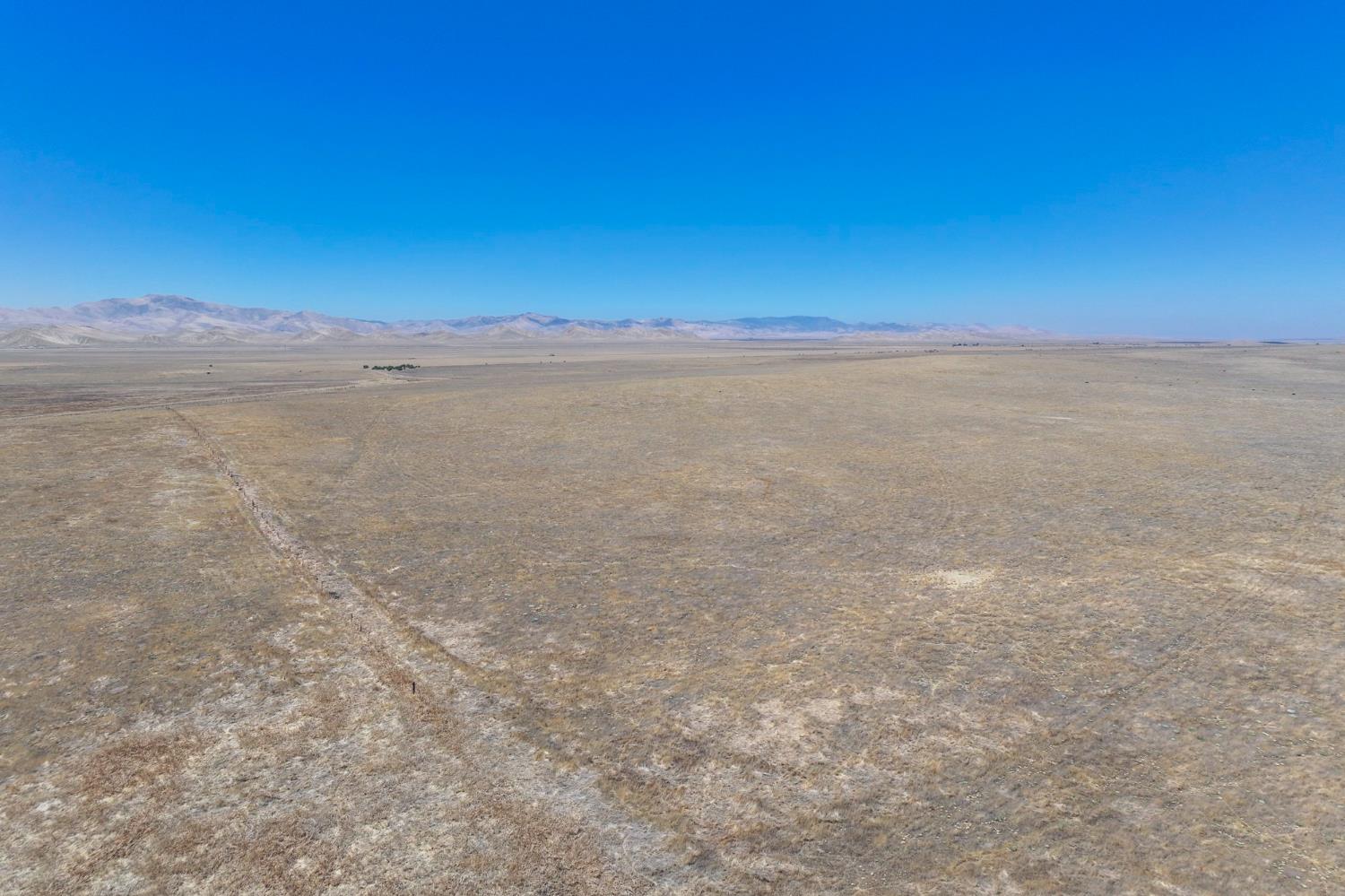 0 0 Twisselman Rd, Lost Hills, CA 93249