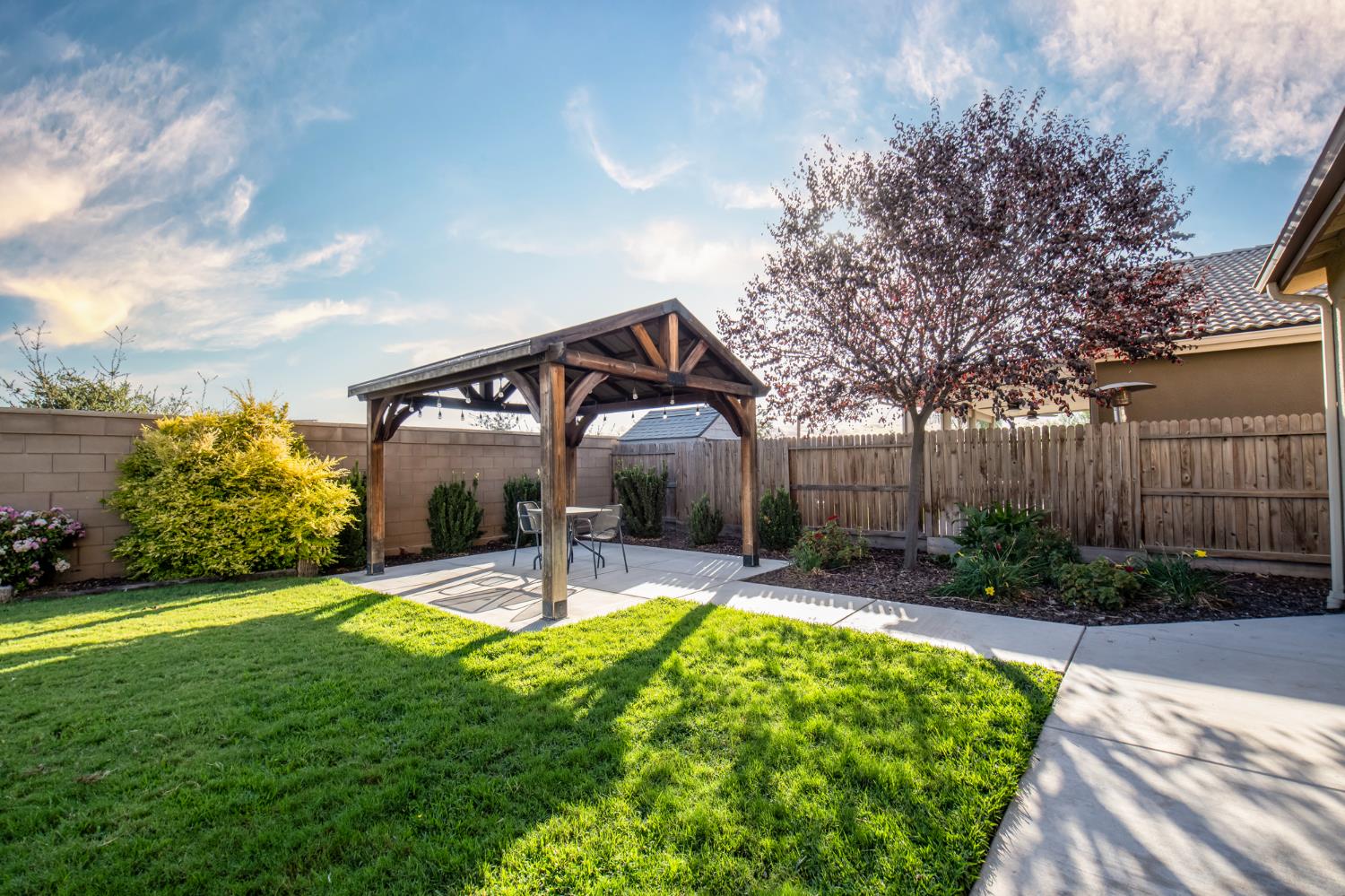 1604 porter, Visalia, CA 93291