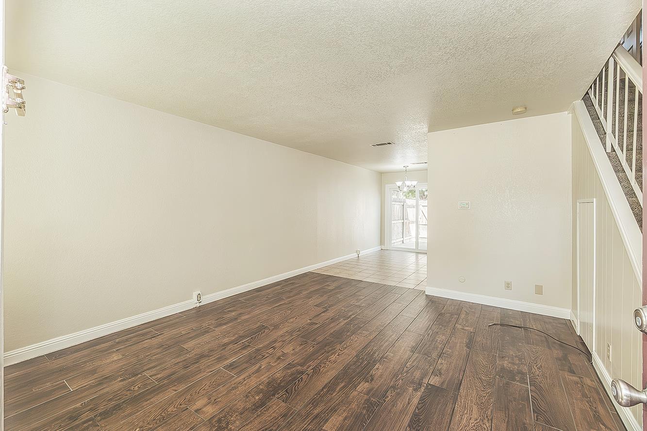 5138 E Ashlan Ave #127, Fresno, CA 93727